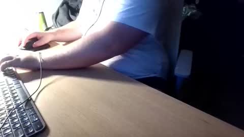 Snapshot of allowis2 chatting on September 24, 8:23 pm allowis2 online show from September 24, 8:23 pm