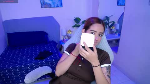 Snapshot of alloy_tiny chatting on May 28, 6:27 pm alloy_tiny online show from May 28, 6:27 pm