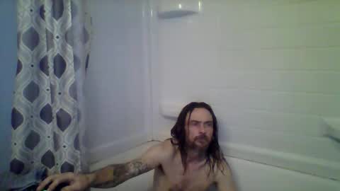 allupinyou1 online show from April 19, 8:02 am