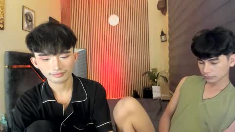 Snapshot of alluring_alpha chatting on October 21, 2:01 am kim and josh online show from October 21, 2:01 am