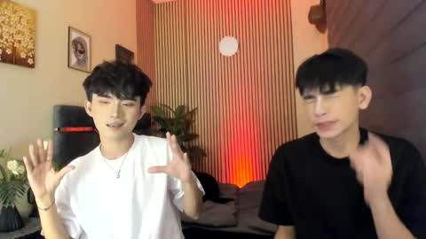 Snapshot of alluring_alpha chatting on November 11, 7:03 pm kim and josh online show from November 11, 7:03 pm