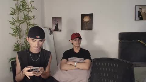 Snapshot of alluring_alpha chatting on May 15, 7:10 pm kim and josh online show from May 15, 7:10 pm