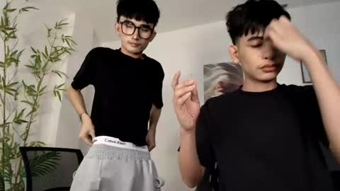 kim and josh online show from June 21, 7:33 am