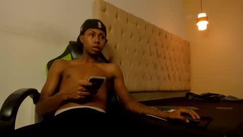 alluringangel01 online show from November 2, 2:03 am