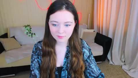 Snapshot of alluringeyess chatting on October 8, 12:25 pm alluringeyess online show from October 8, 12:25 pm