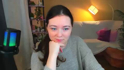 Snapshot of alluringeyess chatting on October 22, 12:16 pm alluringeyess online show from October 22, 12:16 pm