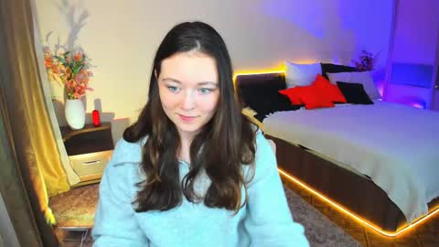 Snapshot of alluringeyess chatting on November 6, 12:06 pm alluringeyess online show from November 6, 12:06 pm