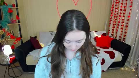 alluringeyess online show from February 22, 4:24 am