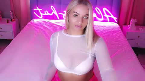 AlwaysHot online show from October 23, 2:33 am