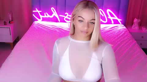 AlwaysHot online show from November 9, 2:21 am