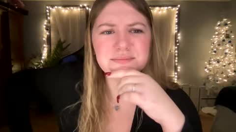 Snapshot of allyanalangel chatting on January 3, 1:59 am allyanalangel online show from January 3, 1:59 am