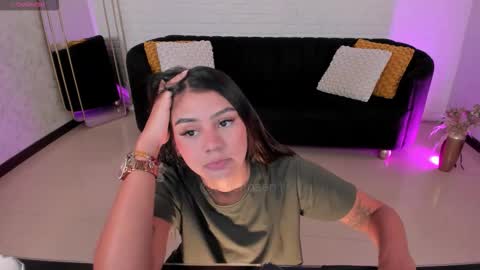 Snapshot of allyjensen chatting on October 10, 10:25 am Alisson online show from October 10, 10:25 am