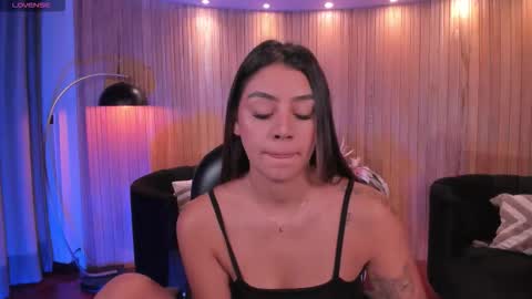 Snapshot of allyjensen chatting on November 12, 10:15 am Alisson online show from November 12, 10:15 am