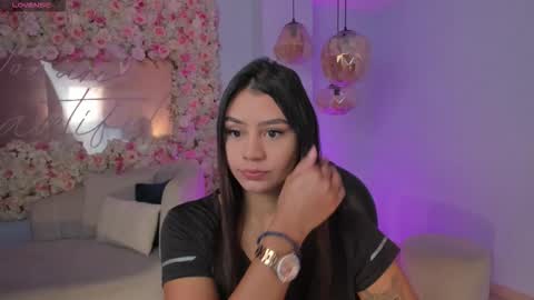 Snapshot of allyjensen chatting on November 18, 10:20 am Alisson online show from November 18, 10:20 am