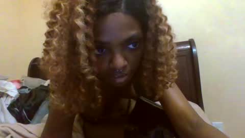 allylicious online show from January 26, 11:06 am