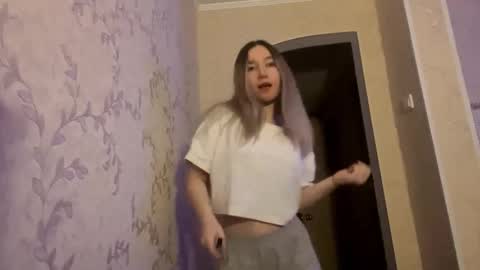 Snapshot of allynmckinnell chatting on February 19, 2:46 pm Trisha online show from February 19, 2:46 pm