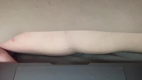 Snapshot of allyoursdaddyio chatting on January 4, 10:16 am allyoursdaddyio online show from January 4, 10:16 am