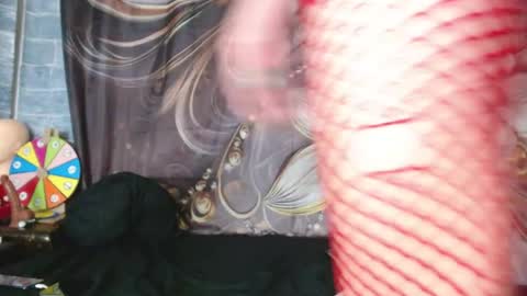 Allys xoxo online show from December 21, 11:01 pm