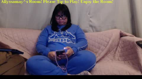 Snapshot of allyssamay chatting on April 15, 3:13 am Allyssamay online show from April 15, 3:13 am