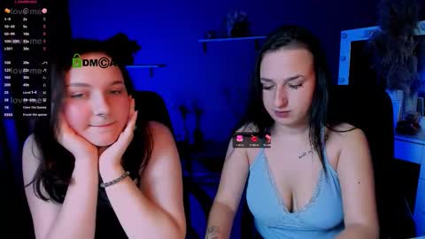 alma_black online show from October 3, 5:59 am