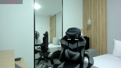 ALMA FENIX  online show from December 16, 12:32 pm