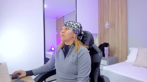 ALMA FENIX  online show from January 17, 12:21 pm