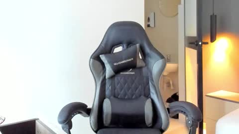 ALMA FENIX  online show from February 20, 4:40 pm