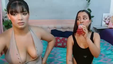 alma_meza online show from July 22, 1:58 pm