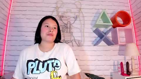 alma_rivers online show from June 11, 3:10 pm