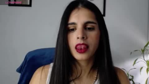 Snapshot of alma_sweet chatting on March 9, 6:54 pm Arhantxa online show from March 9, 6:54 pm
