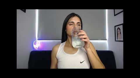 Arhantxa online show from December 13, 8:36 pm