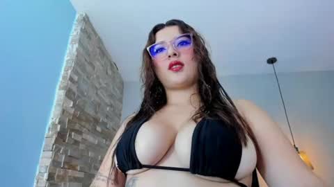 Snapshot of alma_valencia chatting on June 27, 12:22 pm ALMA online show from June 27, 12:22 pm