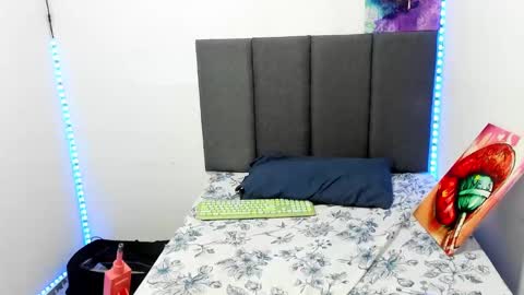 Alma online show from March 3, 11:46 pm