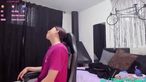 Santy online show from December 2, 7:20 pm