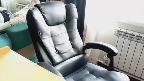 almirsex online show from October 13, 11:43 am