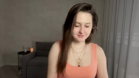 Snapshot of almostinnocent_ chatting on November 10, 2:27 pm Anna online show from November 10, 2:27 pm