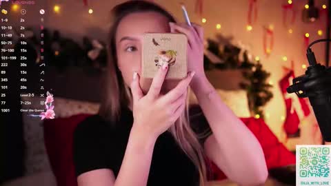 Lia online show from December 17, 1:33 am