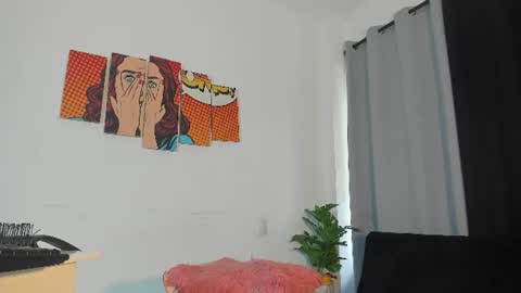 Snapshot of alondra_bigcockxxx chatting on July 12, 5:37 pm alondra online show from July 12, 5:37 pm