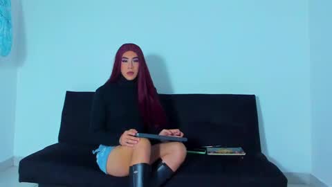 Hazel Bowie online show from March 9, 2:29 am