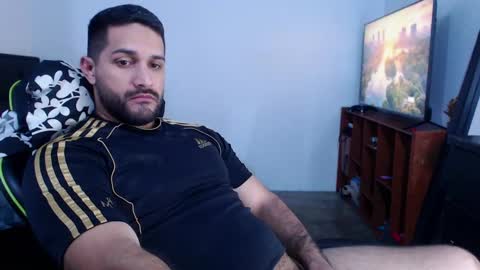 alonxoo online show from January 18, 2:14 am
