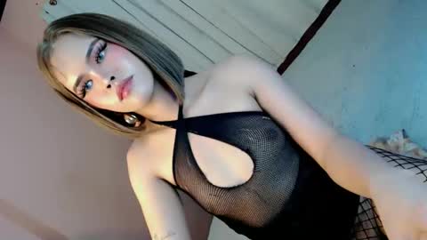 LEXY online show from February 13, 5:54 pm