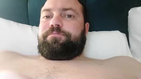 Snapshot of alpachino7777 chatting on December 4, 9:13 pm alpachino7777 online show from December 4, 9:13 pm