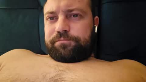 Snapshot of alpachino7777 chatting on February 5, 8:25 pm alpachino7777 online show from February 5, 8:25 pm