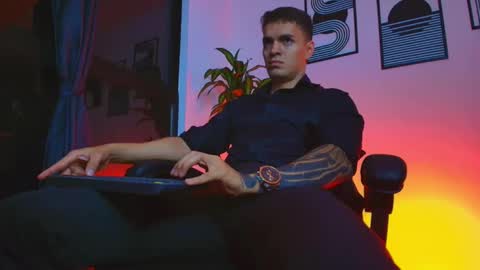 Snapshot of alpha_dominus_ chatting on April 22, 4:04 am alpha_dominus_ online show from April 22, 4:04 am
