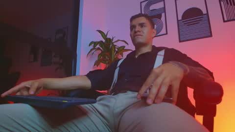 Snapshot of alpha_dominus_ chatting on April 25, 6:05 am alpha_dominus_ online show from April 25, 6:05 am