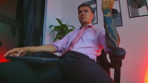 Snapshot of alpha_dominus_ chatting on May 2, 3:44 am alpha_dominus_ online show from May 2, 3:44 am
