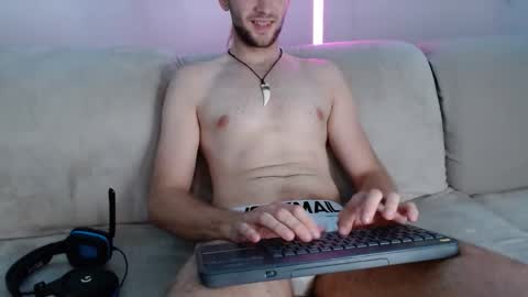 Snapshot of alpha_jax chatting on September 21, 8:10 pm Alpha Jax online show from September 21, 8:10 pm