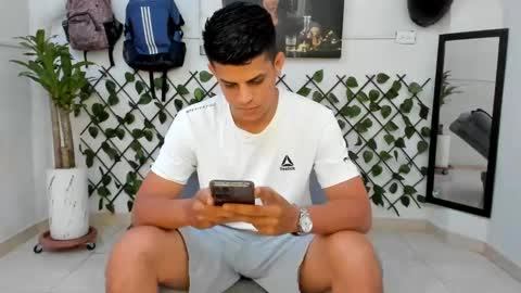 Snapshot of alpha_pprs chatting on December 7, 6:59 pm Alpha pprs online show from December 7, 6:59 pm