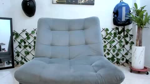 Snapshot of alpha_pprs chatting on December 22, 1:55 pm Alpha pprs online show from December 22, 1:55 pm