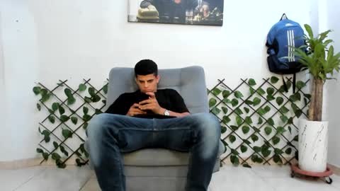 Snapshot of alpha_pprs chatting on December 24, 12:55 am Alpha pprs online show from December 24, 12:55 am